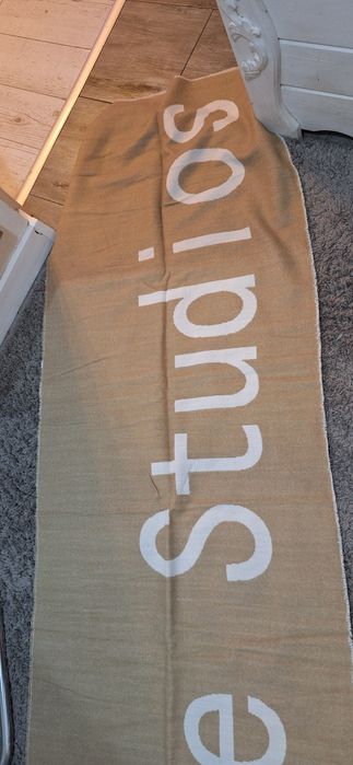 Acne studios szal