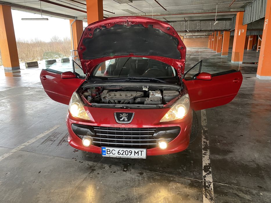 Пежо 307сс Надійний хороший автомобіль