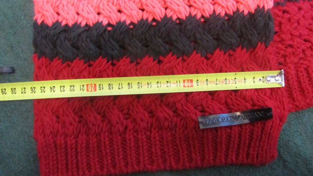 Шарф,шерсть -''ARMANI'',оригинал+ длинные перчатки.