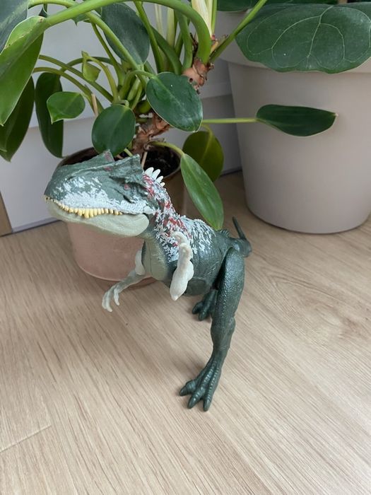 Mattel jurrasic world allozaur