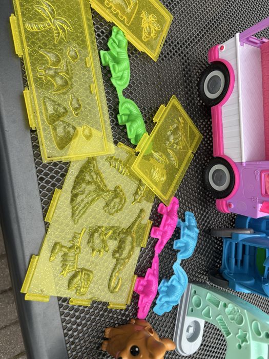 Ciastolina zestaw playdoh play doh odkurzacz piesek pieczątki