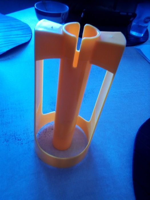 Vende-se descascador de abacaxi