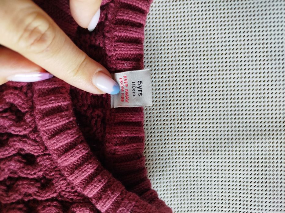 Теплий світер, кофта