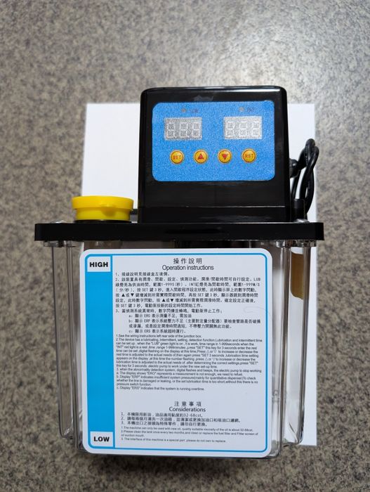 Автоматична масло-станція 2л, 4л (система змащування для верстатів)