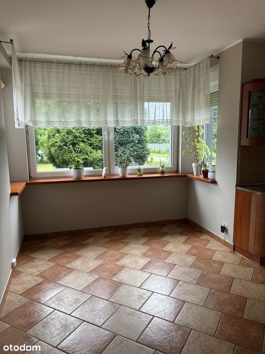 Sprzedam dom jednorodzinny z dużą działką w malowniczej okolicy. - Więcej