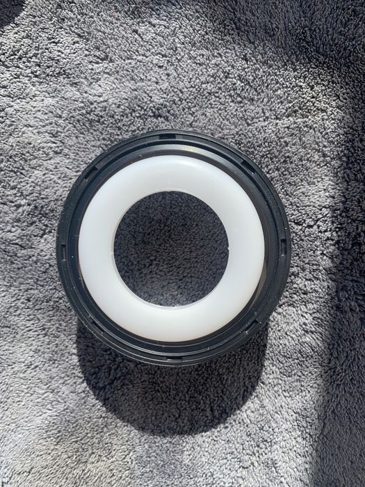 Сальник валу, колінчастого  валу; 257.400 Elring для BMW e46