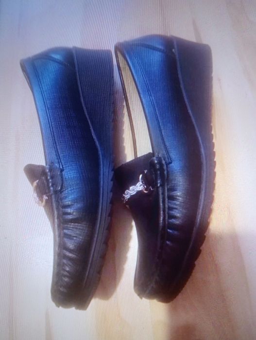 Buty damskie mokasynki 40 na klinie