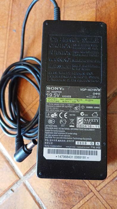 Transformador Alimentador Sony Vaio VGP-AC19V16 19.5V