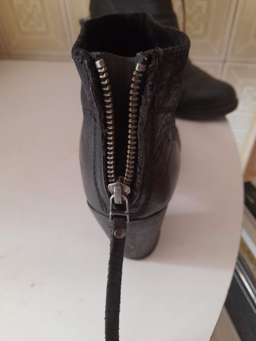 Botins Mango cor preto N. 37 - Bom estado