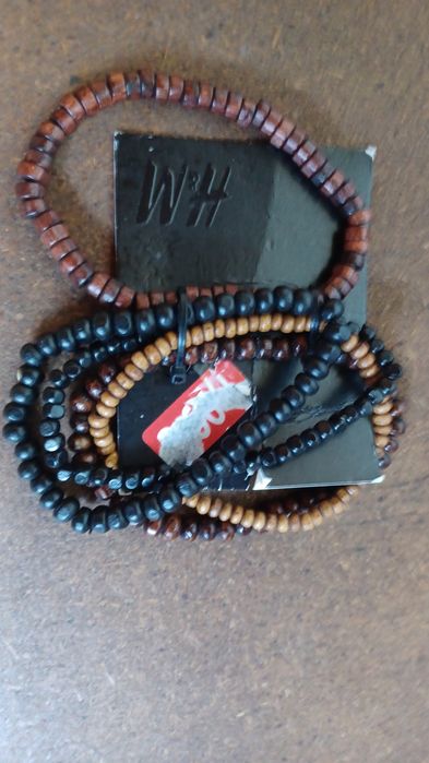 Cinco pulseiras homem H&M