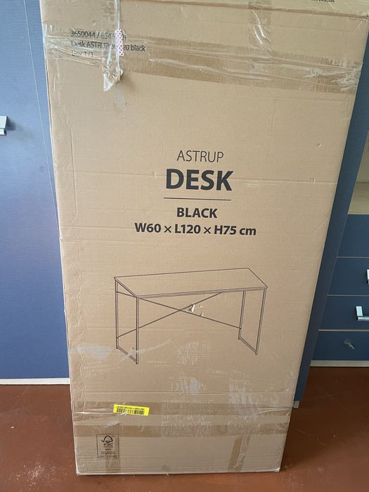 Письменный стол JUSK