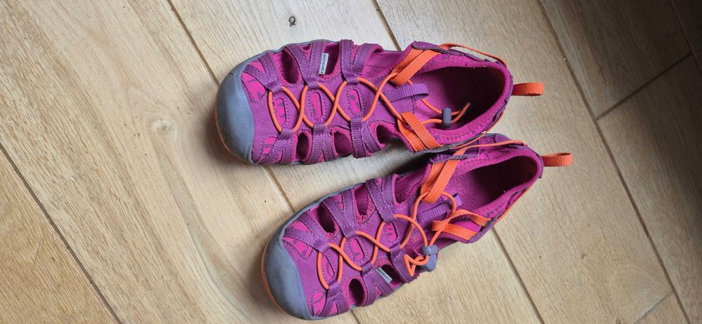 Sandałki  Crocs Seacamp rózówe 36 gratis