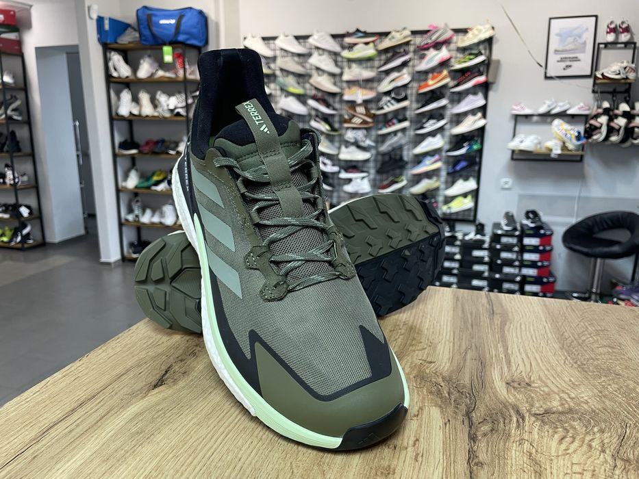 Р.44,5  Чоловічі кросівки Adidas Terrex Free Hiker 2.0 Low