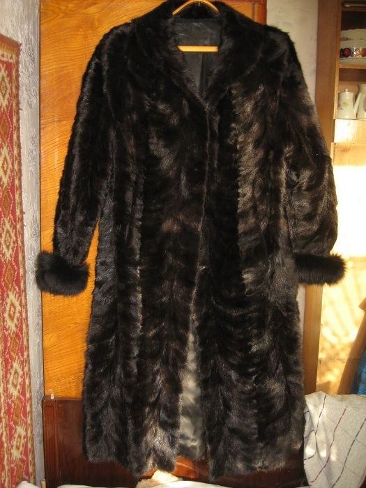 Шуба норковая, новая.
