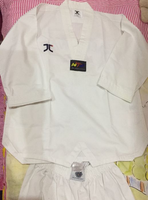 Fato taekwondo crianca  8a12 anos