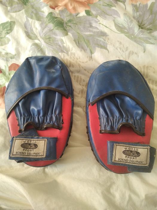 Продам боксёрские лапы
