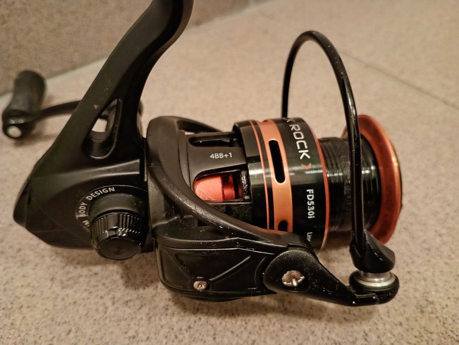 Kołowrotek Dragon Black Rock FD530i