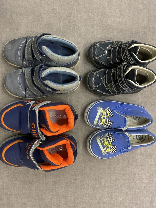 Ботинки полуботинки кроссовки 22 и 25 размер