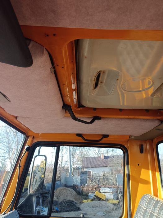 Mercedes UNIMOG 1000