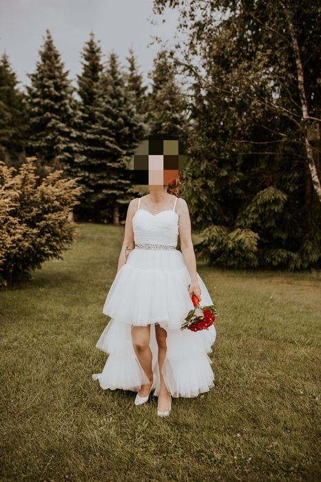 Śliczna suknia ślubna