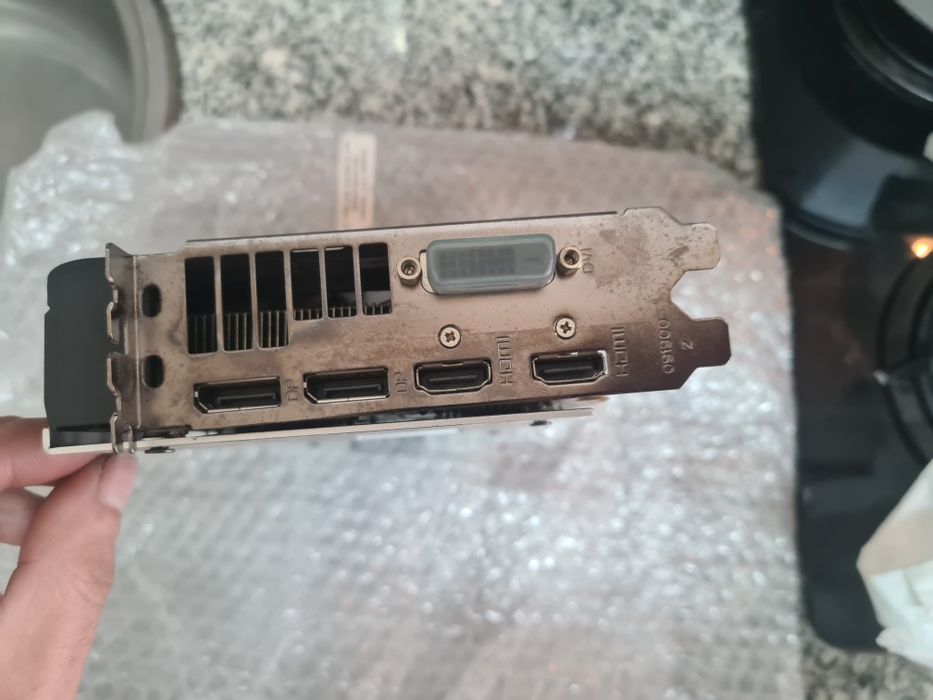 Placa Gráfica Sapphire nitro+ 4Gb