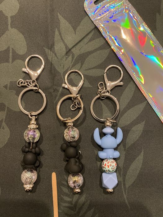 Porta chaves disney - mickey, minie e stitch