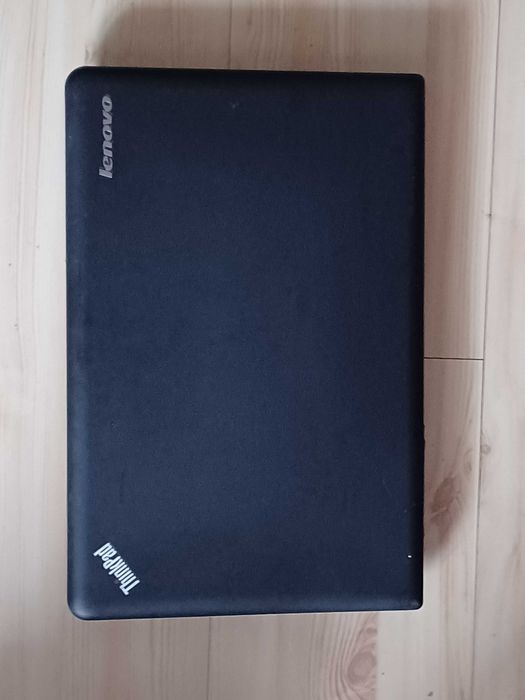 Lenovo E531 intel i3 8GB 500GB  Windows 10