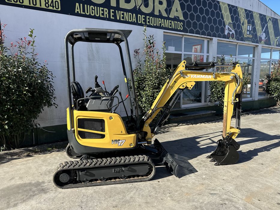 Mini-giratória YANMAR VIO 17