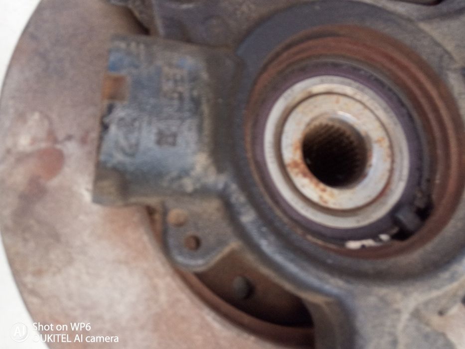 Продам поворотний кулак в зборі до РЕНО МАСТЕР 3