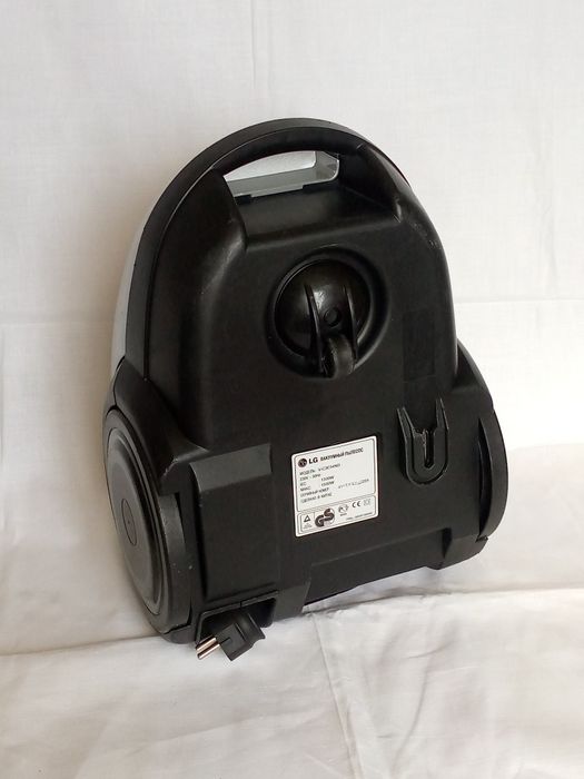Пылесос LG мощью 1500 W, Корея