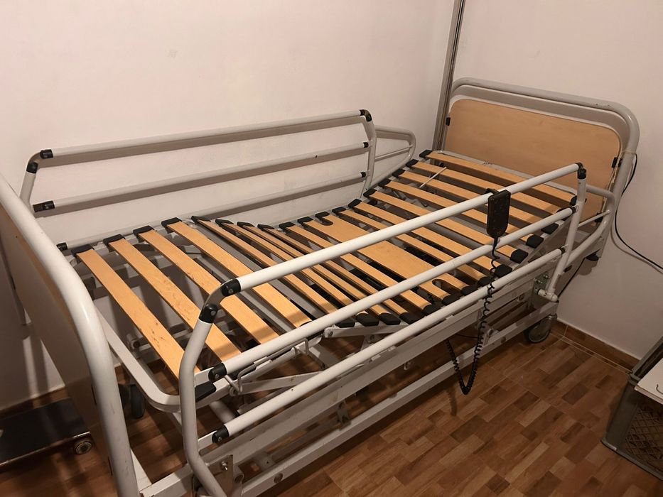 Cama articulada usada