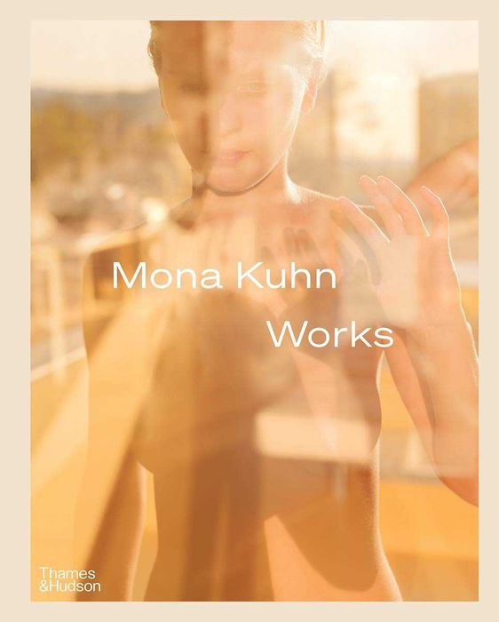 Книга - фотоальбом Works. Mona Kuhn.