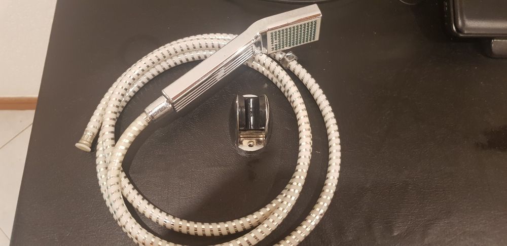 Complete shower set64873979979906122