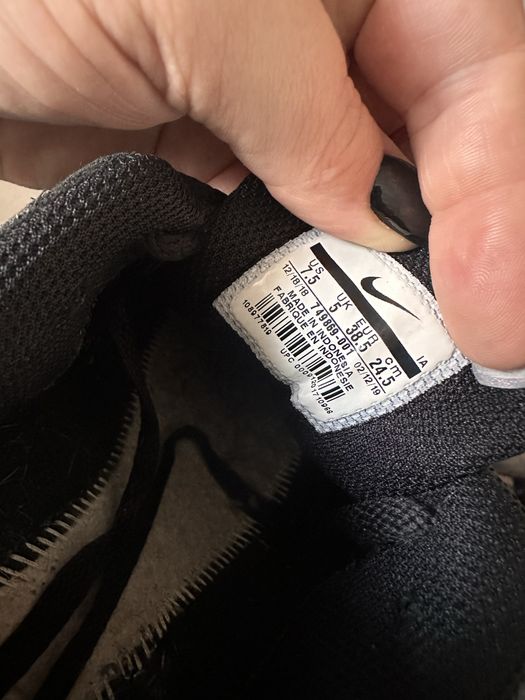 Кросівки Nike 23,5 см