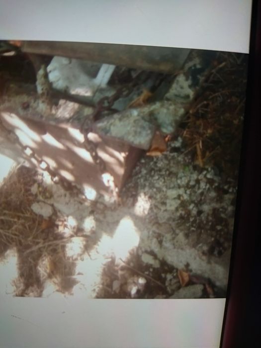 Строительная бадья , корыто , ёмкость .