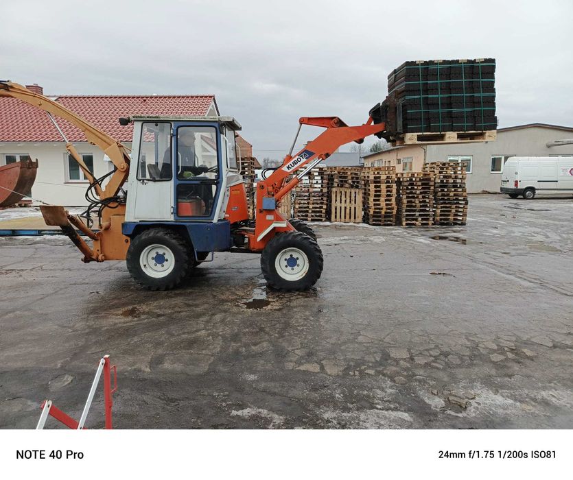 Ładowarka Kubota R410