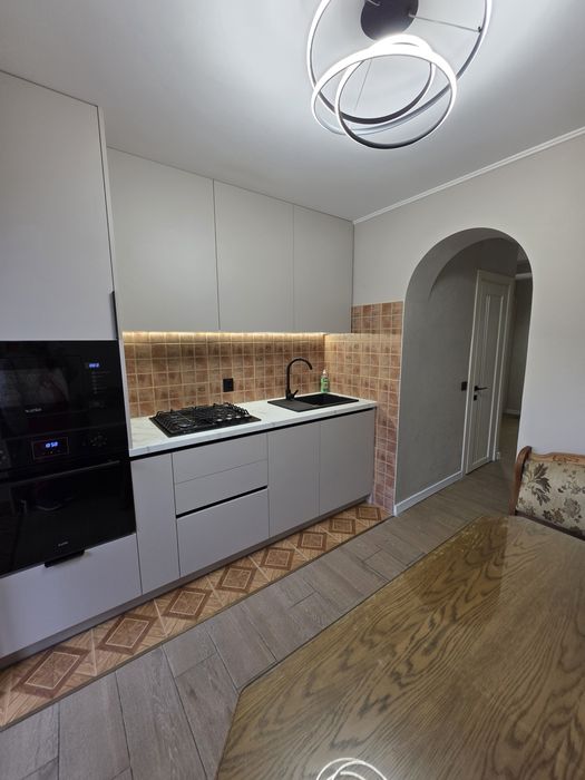 4 кімн.квартира недалеко Парк після Ремонту