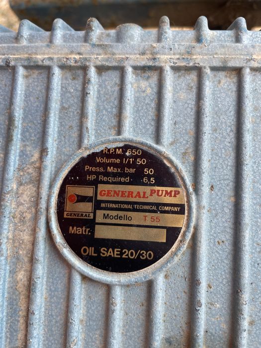 Pulverizador 400 litros Empas