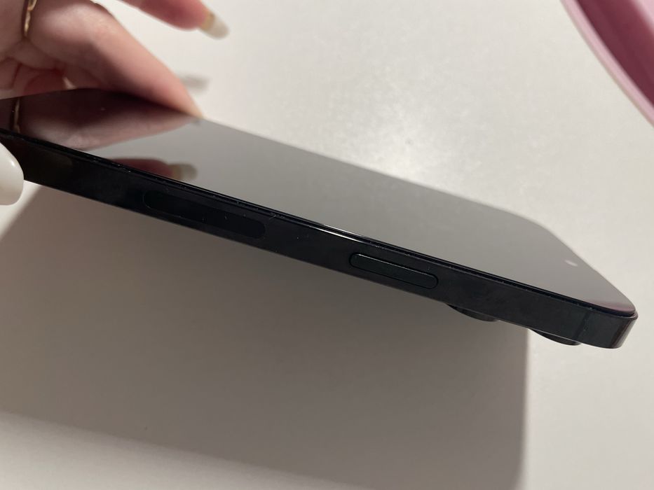 Айфон 14 про заблокований 256 гб.