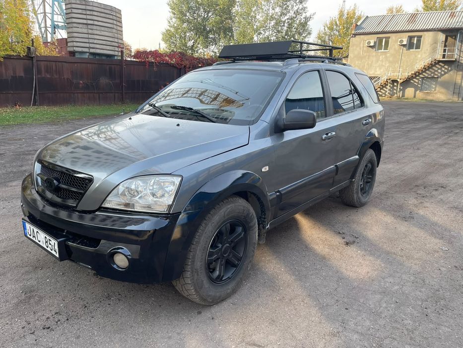 Kia Sorento 2004рік 2,5 дизель механіка повний привід 4х4 гарний джип