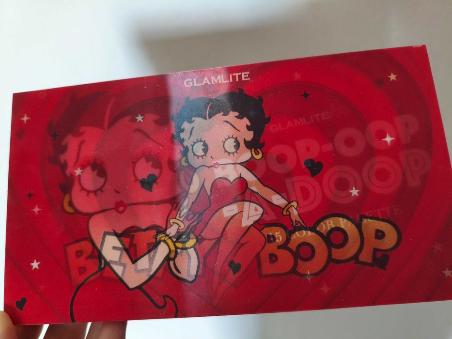 Glamlite boop-oop-a-doop eyeshadow palette
