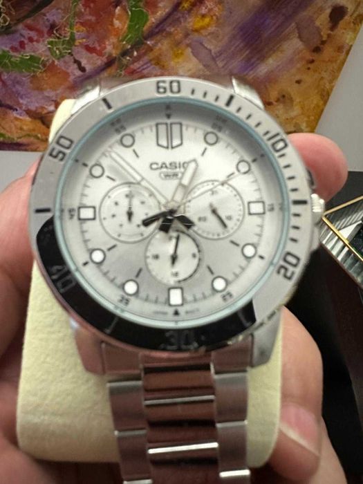 Lote 8 Relógios Homem – Casio, Hugo Boss, Festina, Sector e outros