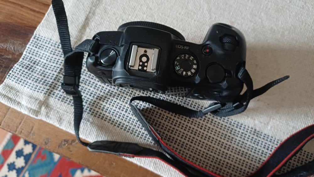 Canon rp corpo, duas baterias e caixa