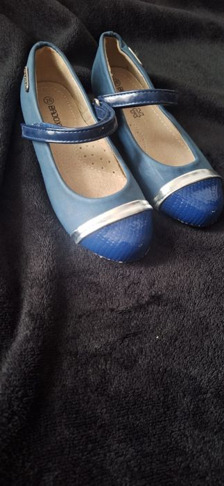 Buty, balerinki.