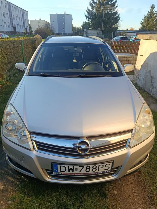 Opel Astra H 1.9 CDTI