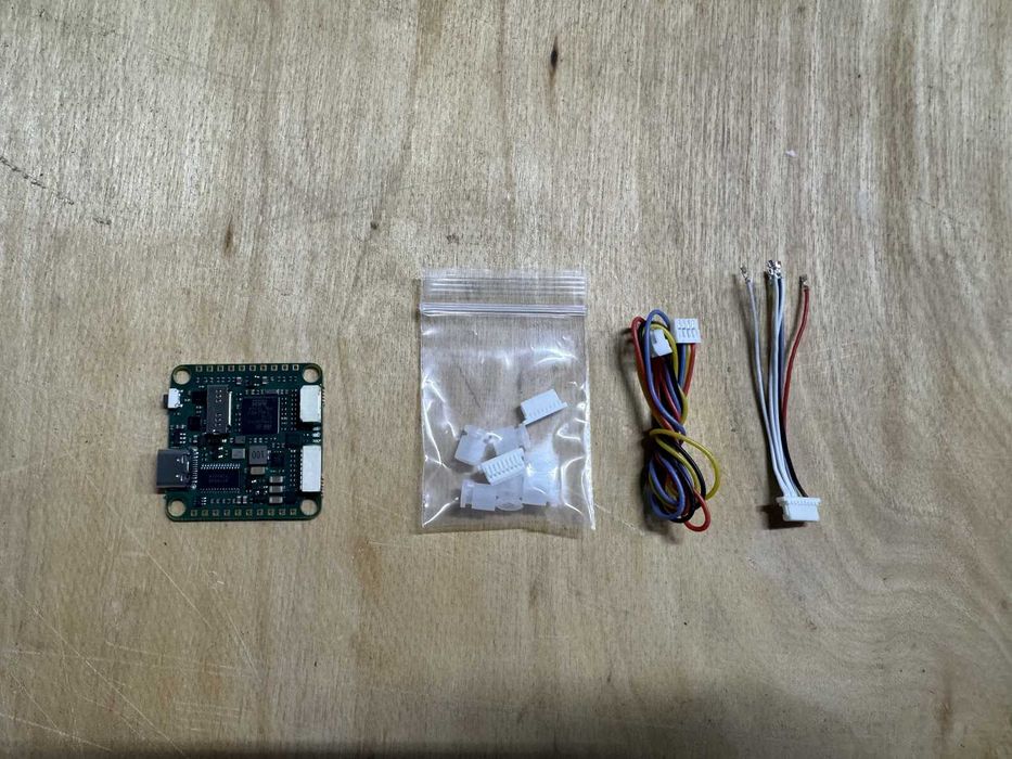 SLIM H743 V3 - Польотний контролер для FPV: слім Н743 V3 - ДЕШЕВО