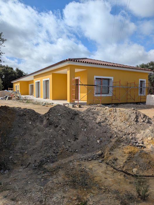 Restauros e remodelações  /capoto