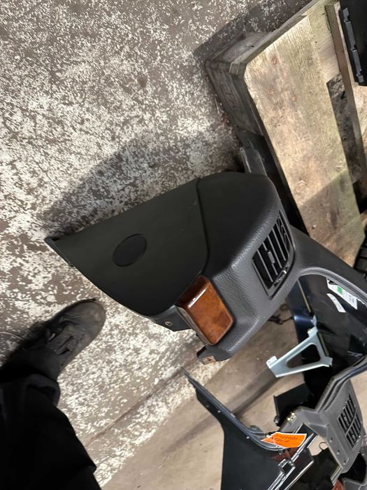 Range Rover P38 Tablier 275€