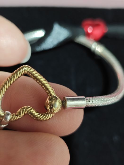 Браслет Pandora и шармик оригинал