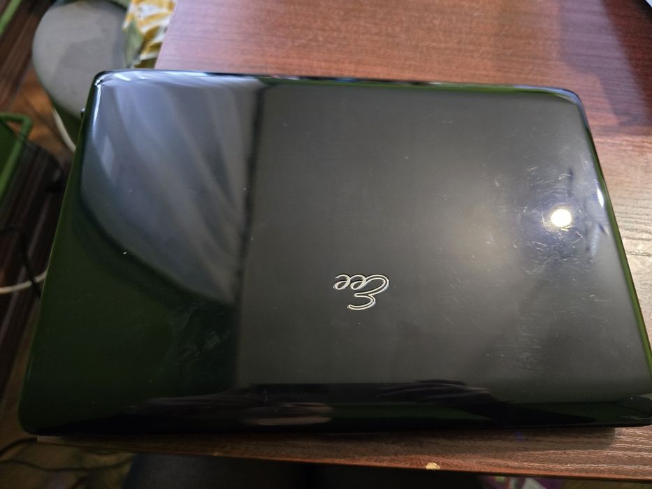 Eee pc mini laptop